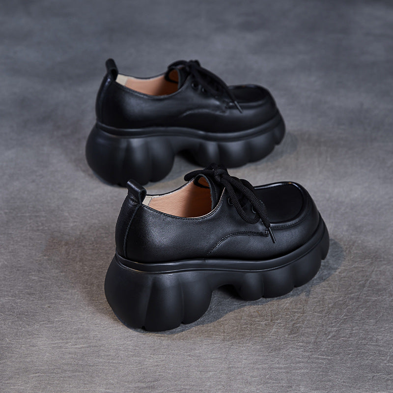 Dame Chunky-sål platform sneakers med snøredesign Stilla