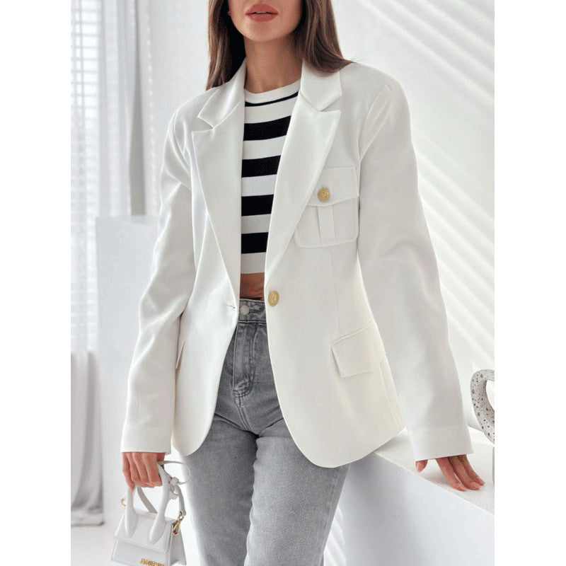 Dame elegant blazer med dobbelt syede lommer og gyldne knapper Stilla