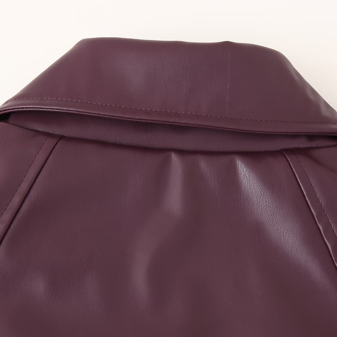 Femme Cropped Kunstlæder Bikerjakke med iøjnefaldende spænde-detaljer Stilla