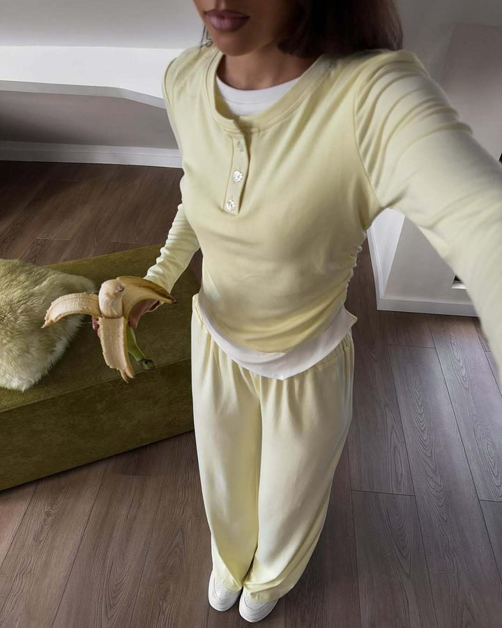 Kvinders loungewear sæt med langærmet skjorte og vide bukser