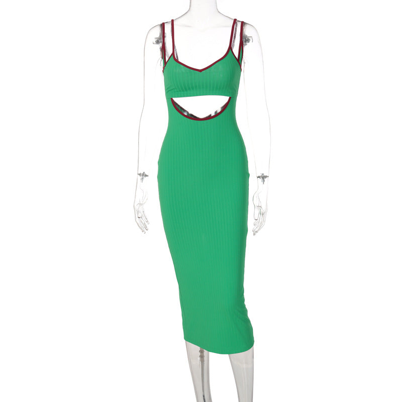 Dame Cut-Out Midi-kjole med smalle stropper og raffineret ribdesign Stilla