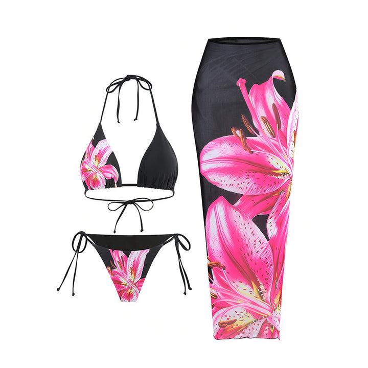 Dame bikinisæt med blomsterdesign og elegant omslagsskjørt Stilla