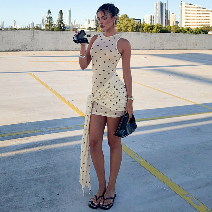 Damen Figurschmeichelndes Minikleid mit asymmetrischem Schnitt und Punkten Skovae