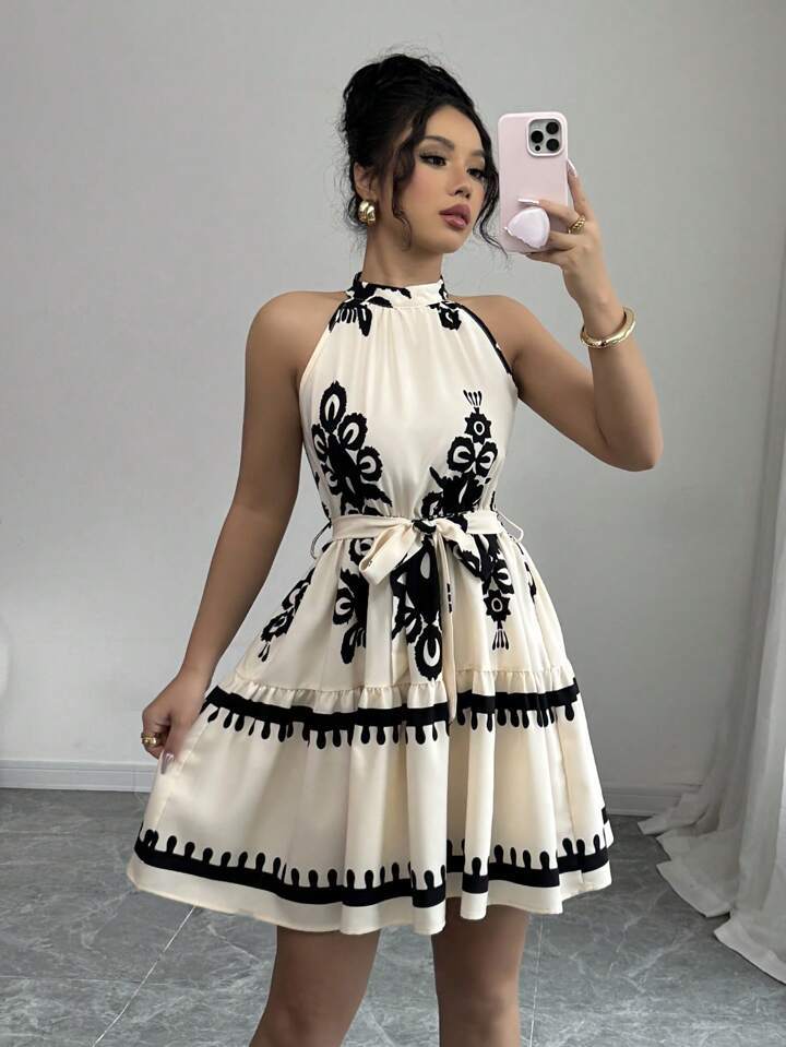 Dame Halter-Nakke Fit og Flare Kjole Stilla
