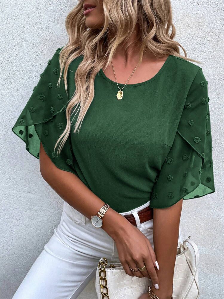 Dame elegant bluse med puffærmer og strukturerede detaljer Stilla