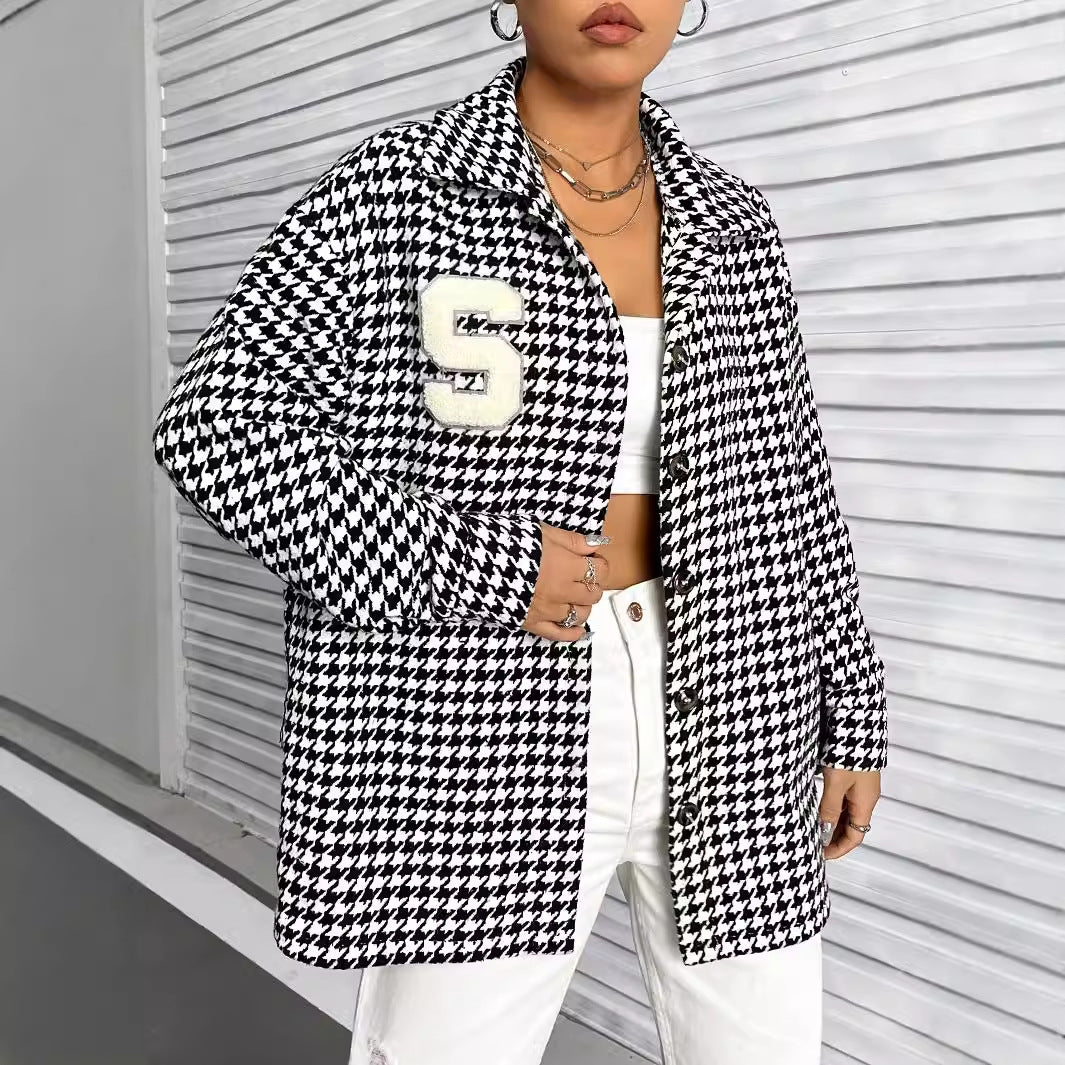 Dame oversized bluse i hundetand design med patch Stilla