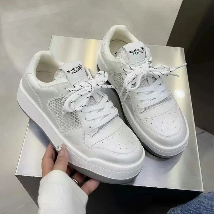 Dame sneakers i det urbane minimalistiske design med åndbare mesh-indsatser og skridsikker sål Stilla