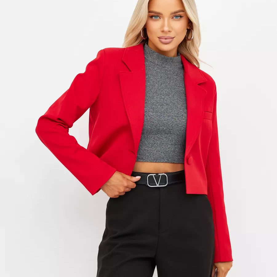 Dame elegant cropped blazerjakke med klassisk snit og skulderpolstring Stilla
