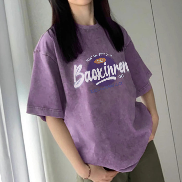 Dame T-shirt med afslappet vintage-print og trendy skrift Stilla