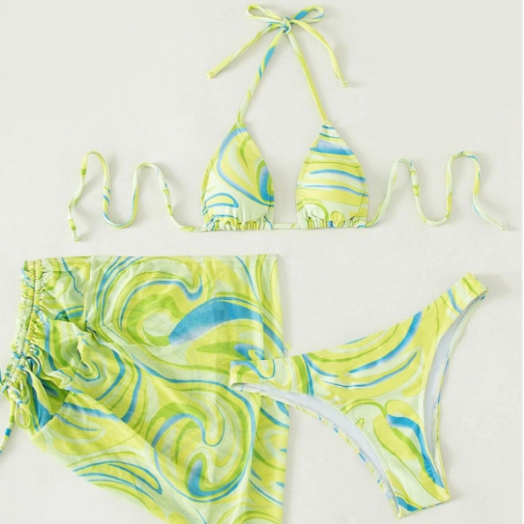 Dame Triangel-Bikini-Sæt med legesyg omslagsshort og unikt marmor-mønster Stilla