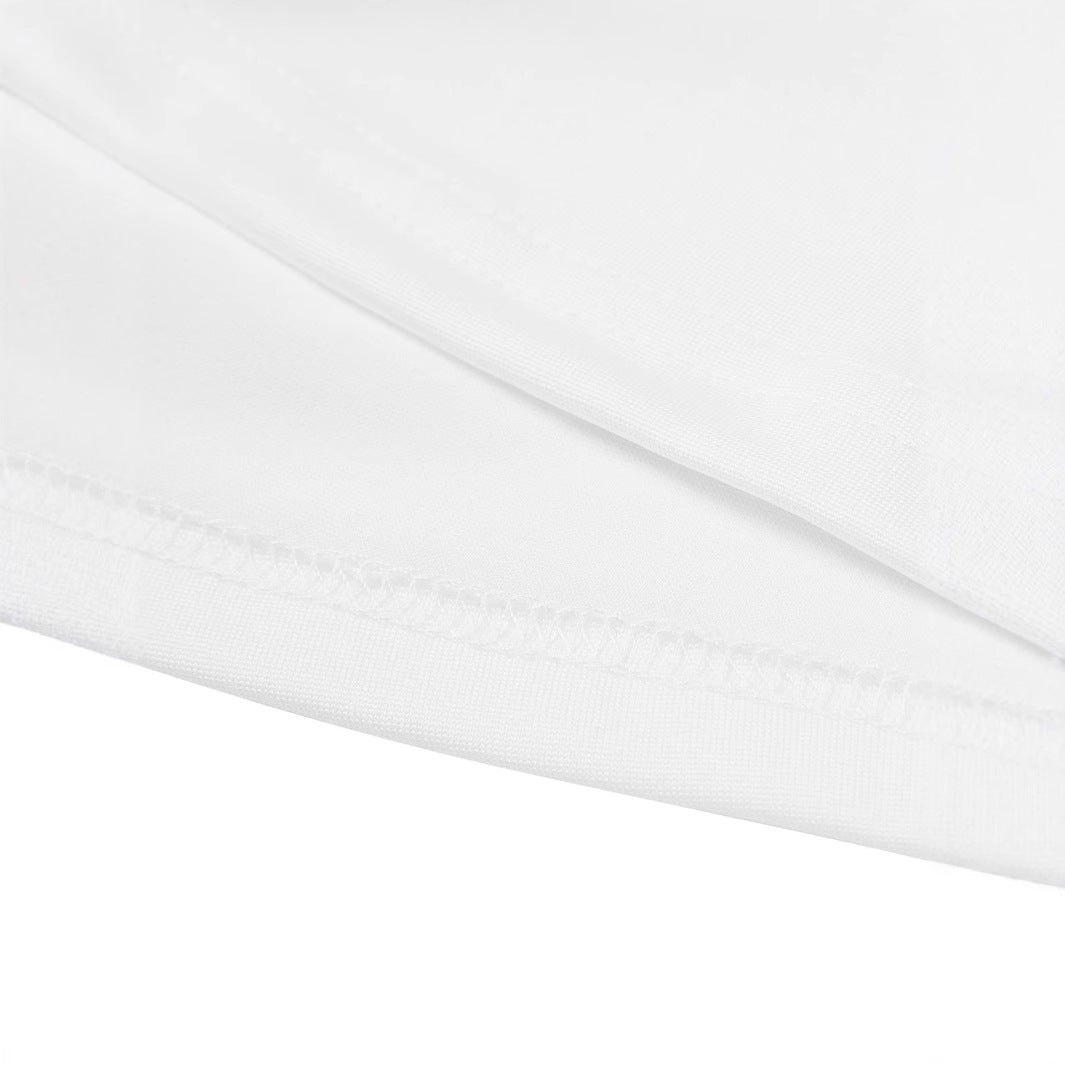 Dame Crop-T-shirt med glat kirsebærmotiv og kort snit Skovae