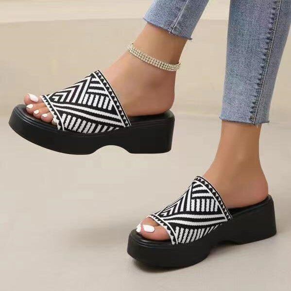 Dame Plateau-sandaler med elastisk overdel og skridsikker sål Stilla