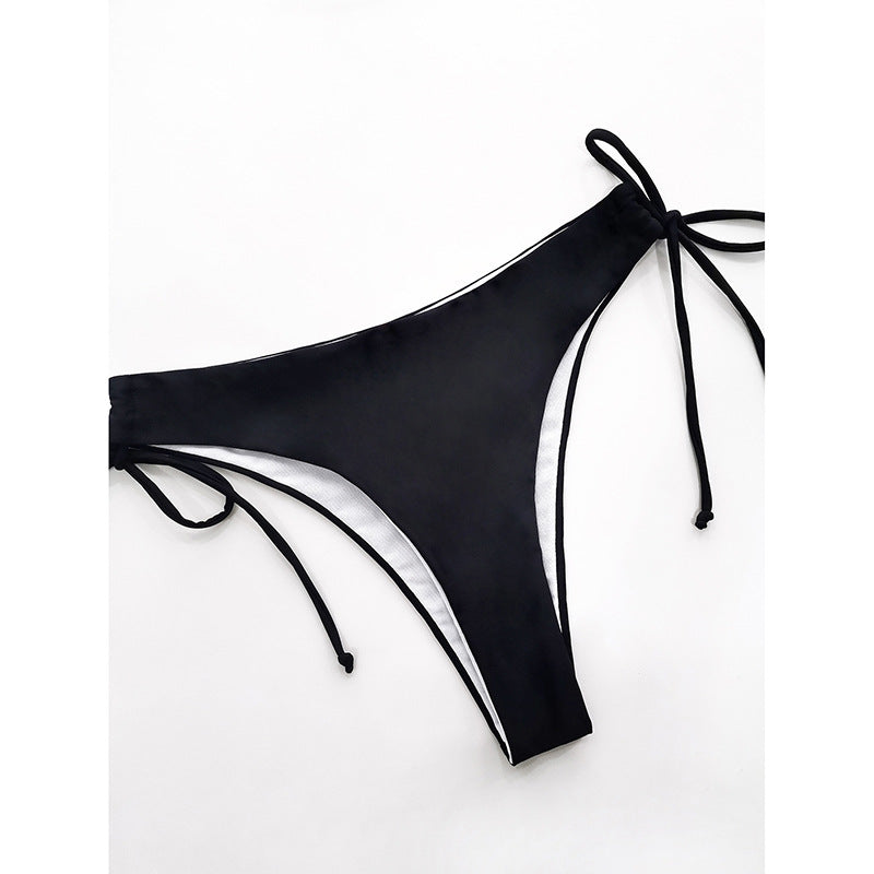 Dame triangel-bikini med raffinerede bindebånd og dyb udskæring Stilla