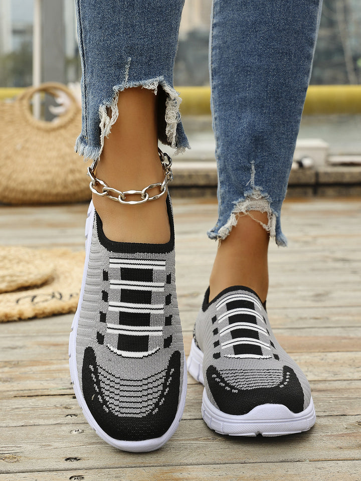 Dame Sneakers i moderne tekstildesign med åndbar strikstruktur Stilla