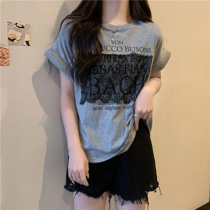 Femme Fritids-Graphic-T-shirt med Spidsedetalje Stilla