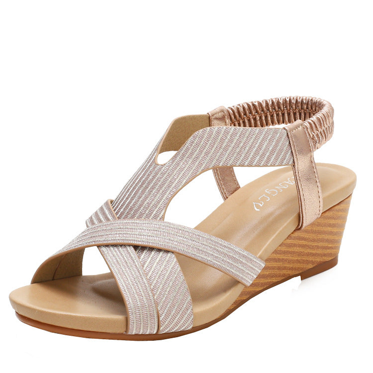 Dame Wedge-pantoletten med elastisk remdesign og struktureret overmateriale Stilla