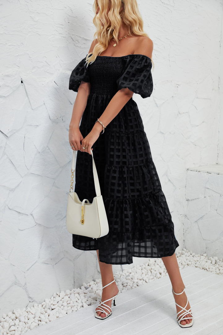 Dame Off-Shoulder Maxikjole med flæsedetaljer og luftig pasform Stilla