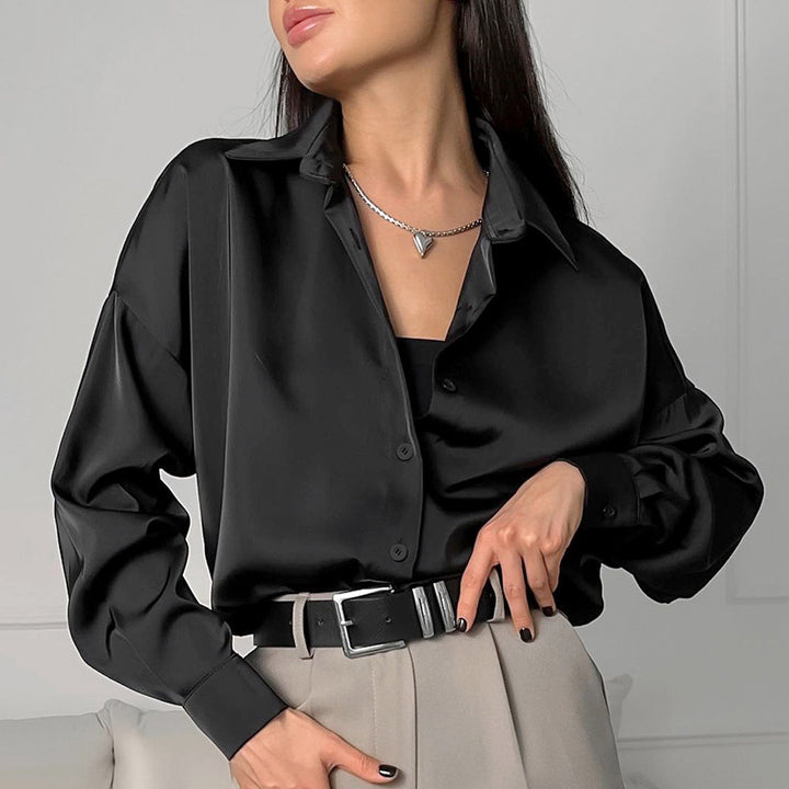 Dame Oversized Bluse med flot snit og elegante detaljer Stilla