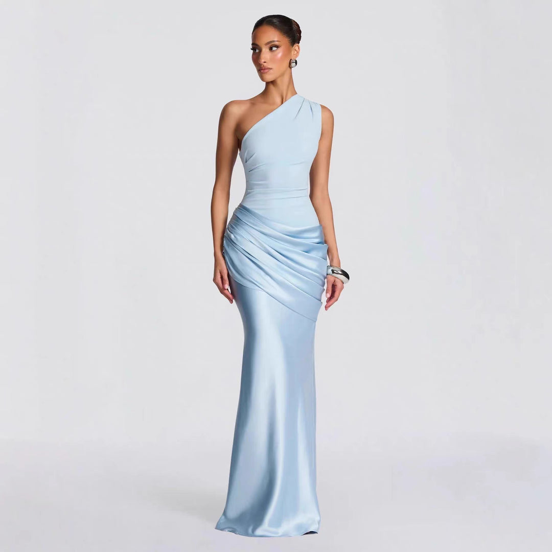 Dame elegant asymmetrisk satin aftenkjole med drapering design Skovae