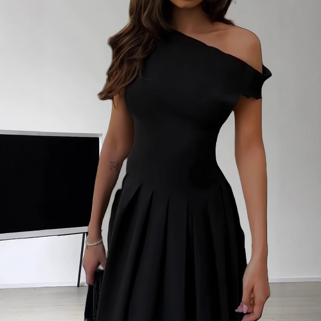 Dame Elegant Off-Shoulder Maxikjole med figursyet overdel og flydende skørt Stilla