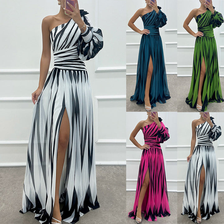 Dame Elegant aftenkjole med asymmetrisk design og høj split Stiila