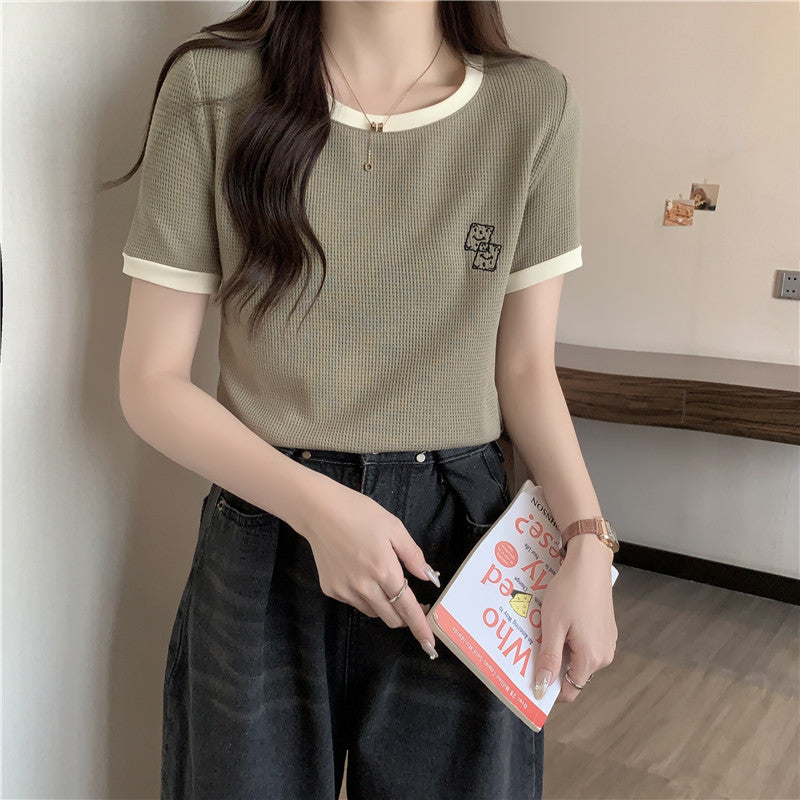 Femme Cropped Mesh Strik T-Shirt med kontrastbesætning Stilla