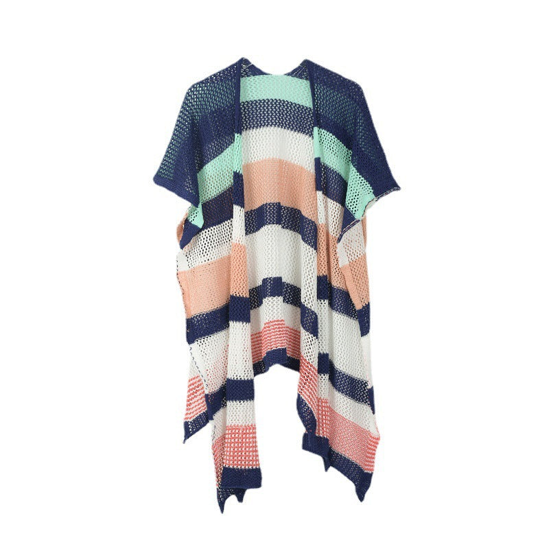 Dame luftig strandponcho med moderne farvedesign Stilla