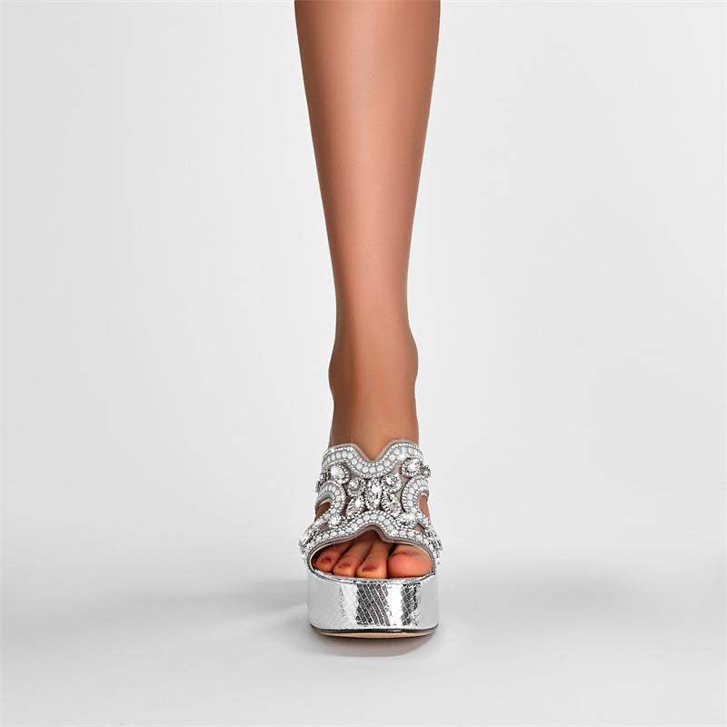 Femme Glitrende Platform Slide Sandaler med dekorativ perlesnor Stilla