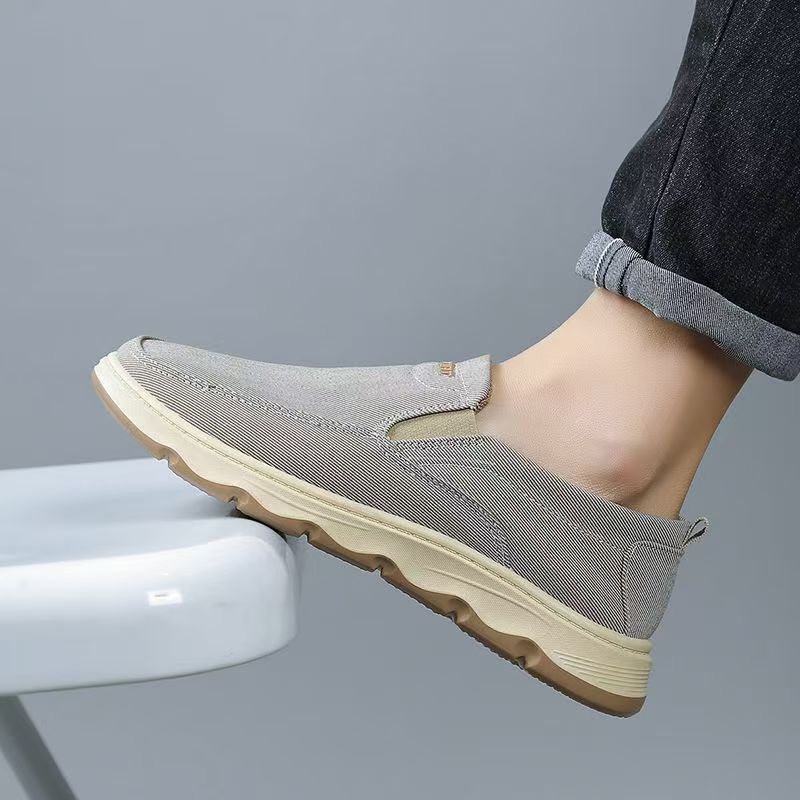 Femme Casual Slip-On Sneakers med åndbart overmateriale Stilla