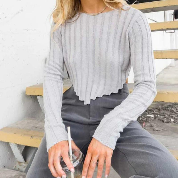 Dame Crop Top med bølget kant og fin ribstruktur Stilla