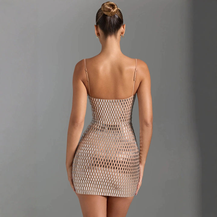 Damer Glamourøs Mini Kjole med Transparent Mesh Design og Off-Shoulder Cut