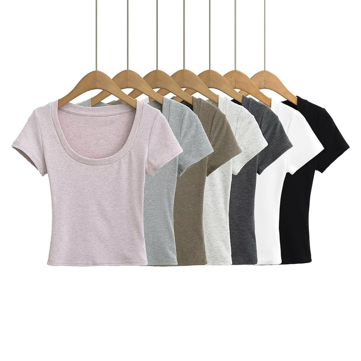 Dame figursyet T-shirt med bred rund halsudskæring og blød bomuldsblanding Stilla