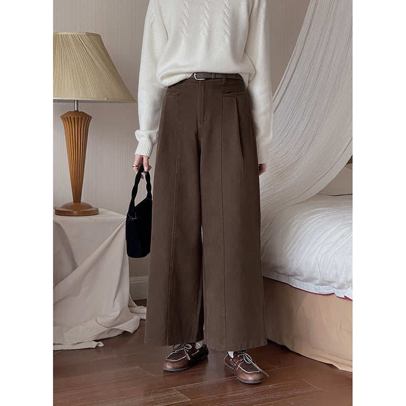 Dame bred High-Waist bukser med elegante folder og figursyet silhuet Stilla