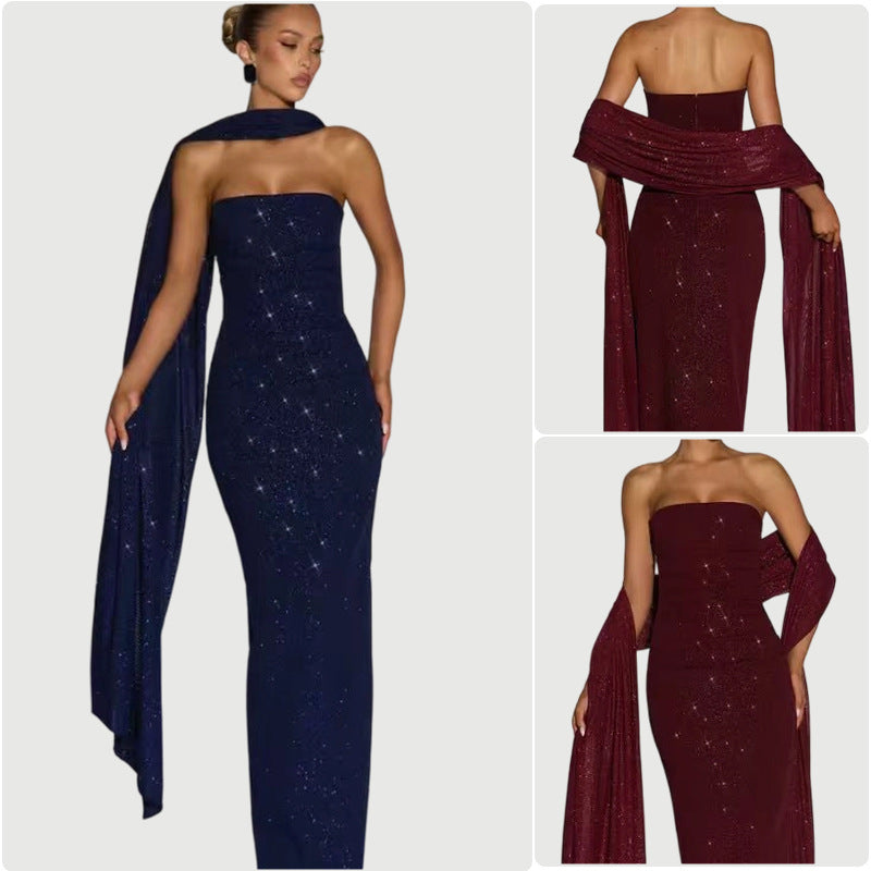 Kvinder elegant aftenkjole med glitrende pailletter og off-shoulder design