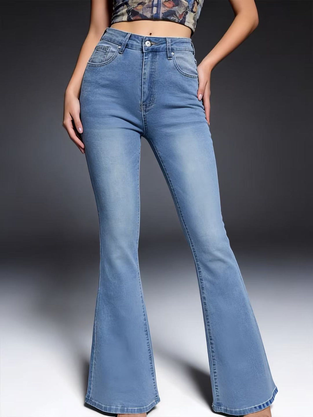 Dame Bootcut Jeans med høj talje og trendy vask Skovae