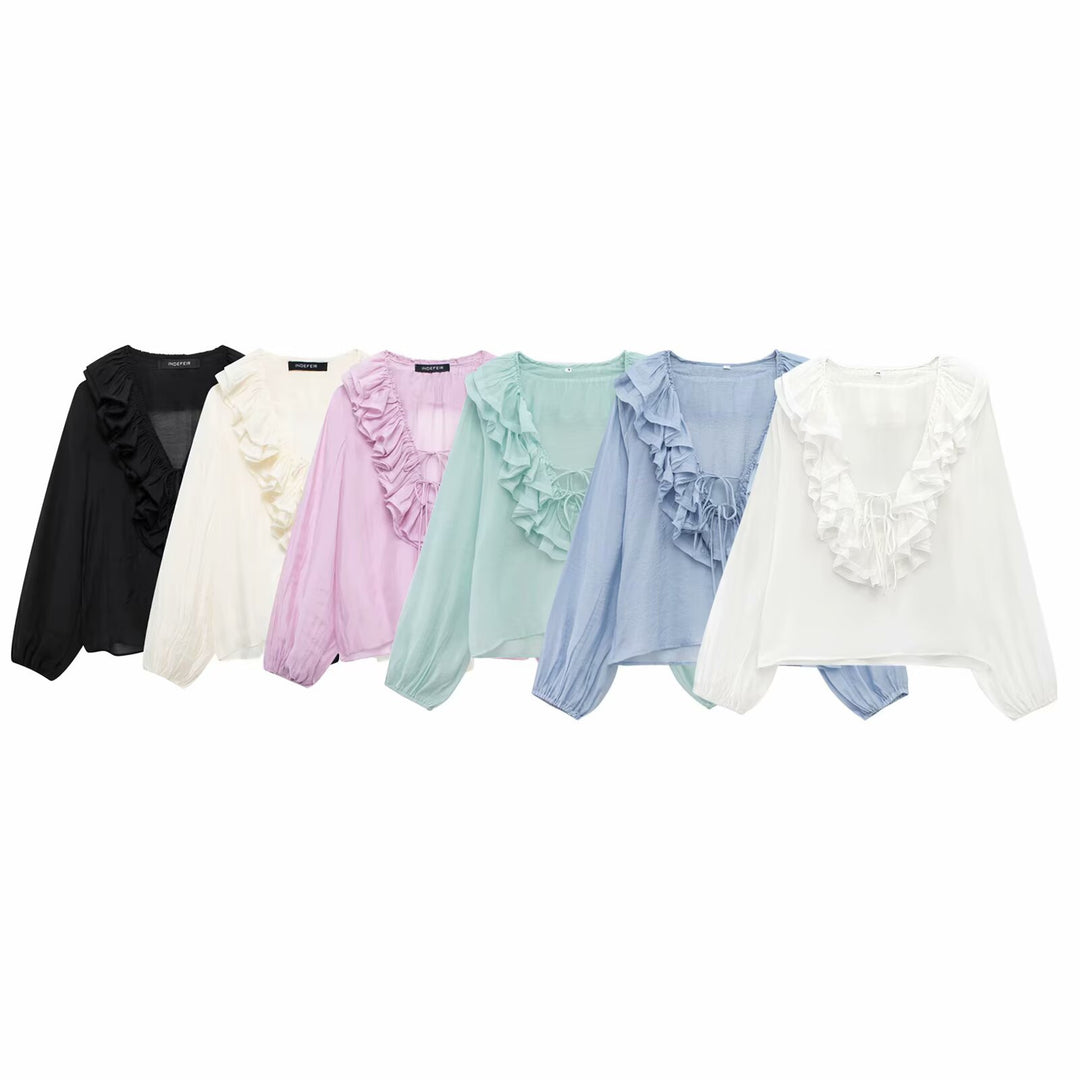 Femme Rynk Off-Shoulder Bluse med Snøre Detalje Stilla