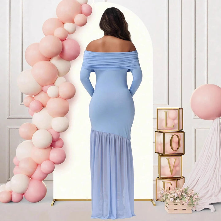 Dame Elegant gravidkjole med off-shoulder design og flydende nederdel Stilla