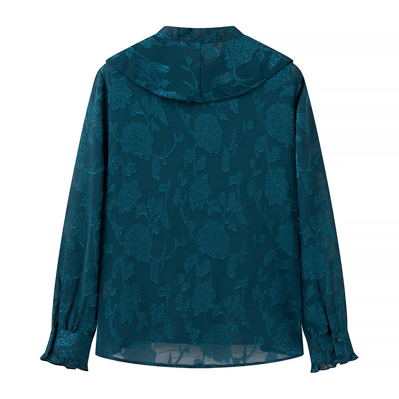 Damebluse med voluminøs rynkekrave og fin hulbroderi Stilla
