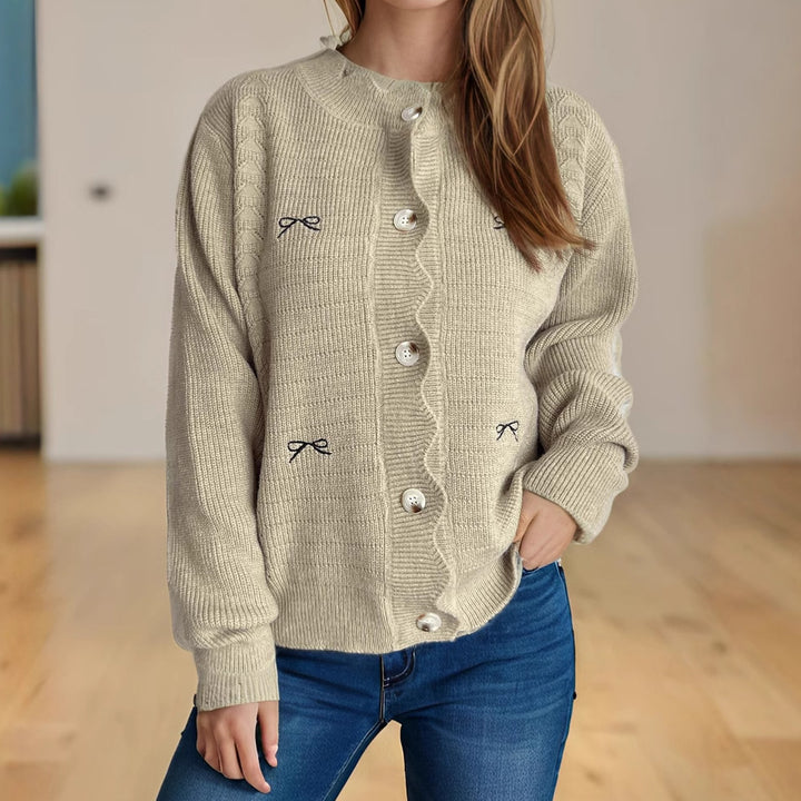 Kvinders cardigan med legende detaljer Stilla