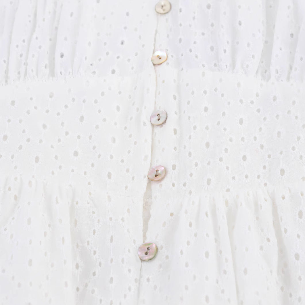 Femme Eyelet Button-Up Kjole med voluminøse ærmer Stilla