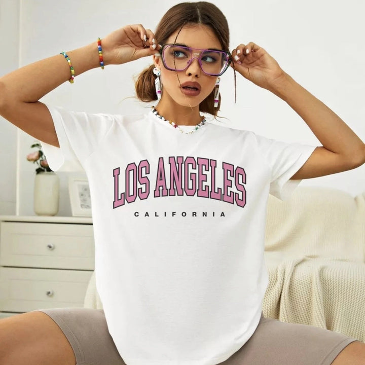 Dame T-shirt med stilfuld Los Angeles skrift og afslappet snit Stilla