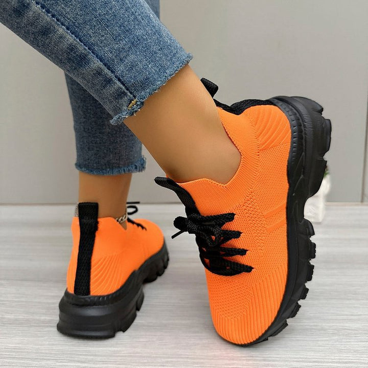 Damer Sporty Sneakers med åndbart strikket overdel og dæmpende såleprofil Stilla