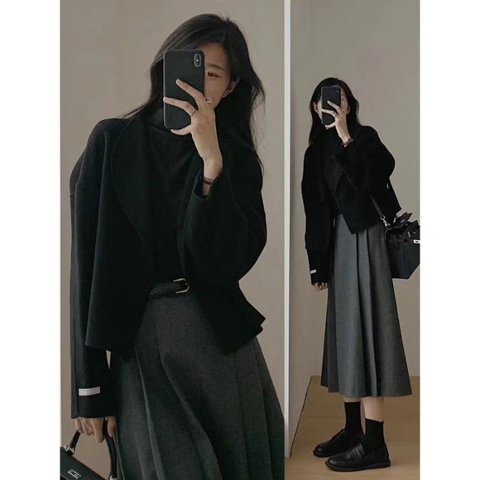 Dame Fashion Kort Jakke med Chic Snit og Detaljerige Sømmene Skovae
