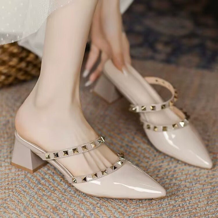 Dame Slingback-pumps med fashionable kæde-detalje og stabil hælhøjde Stilla