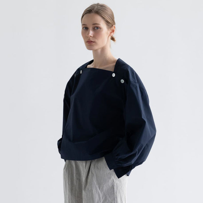 Dame Oversized Bluse med kvadratisk udskæring og dekorative knapper Stilla