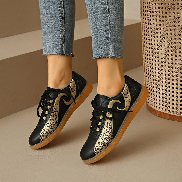 Dame Sporty Sneakers med mønstret overdel og skridsikker sål Stilla