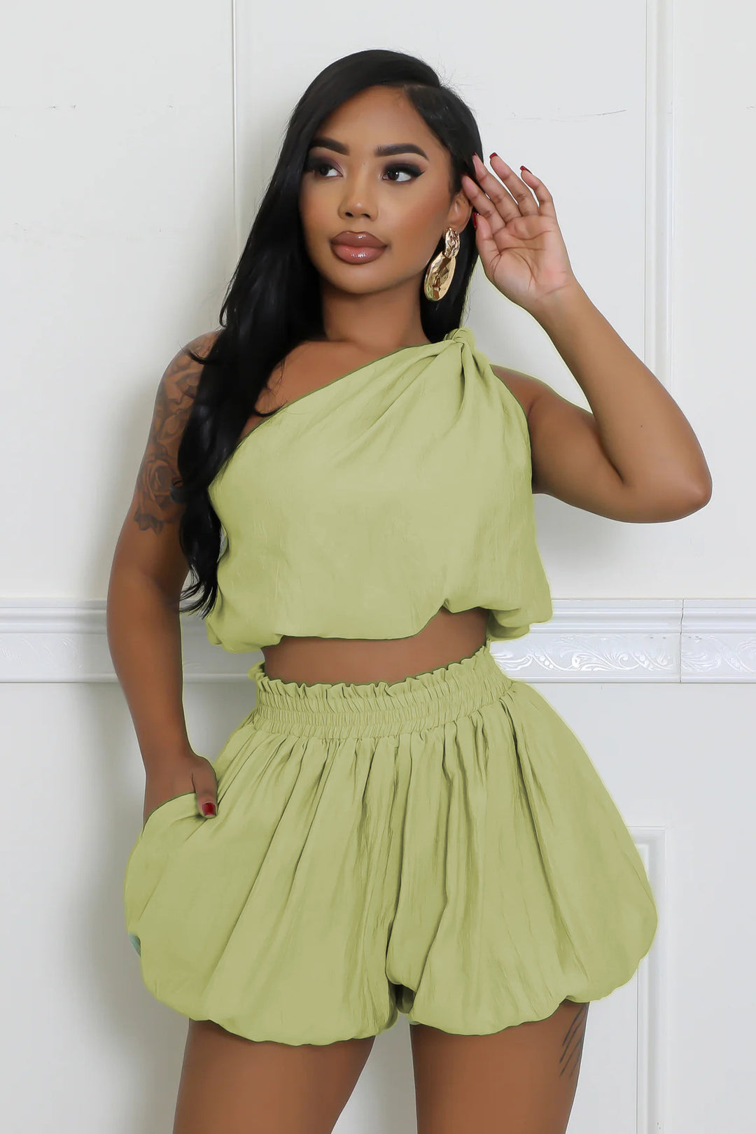 Dame trendy Crop-Top og løs siddende shorts med elastisk talje Stilla