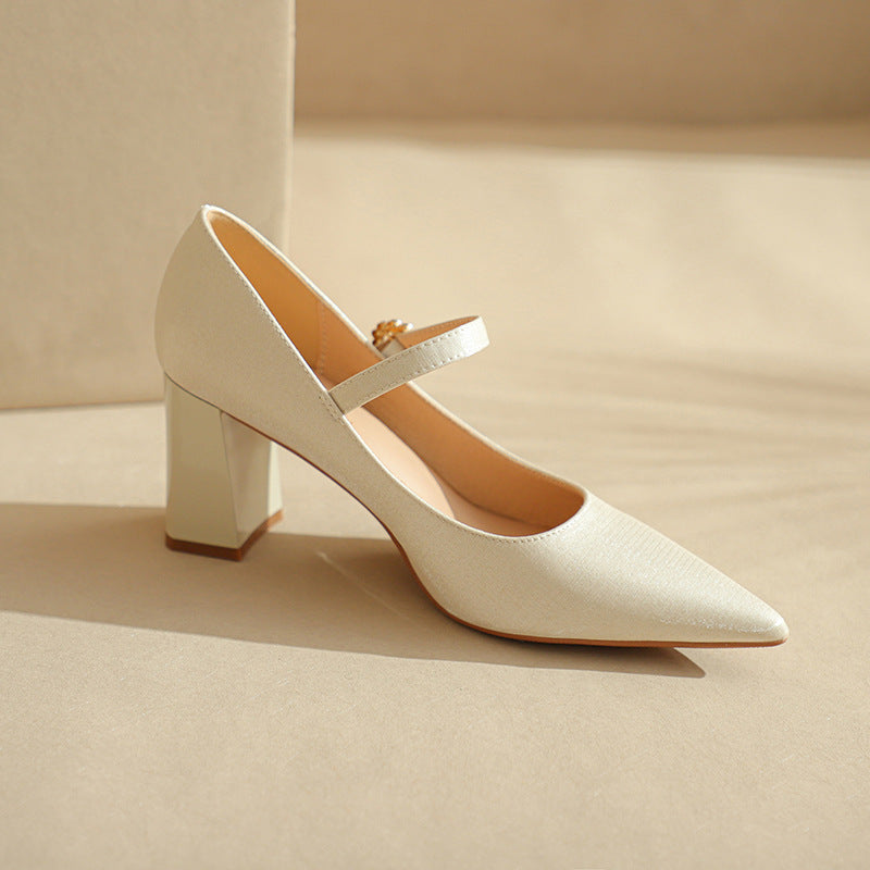 Dame elegante spidse hælstuds Mary Jane pumps med perledetaljer Stilla
