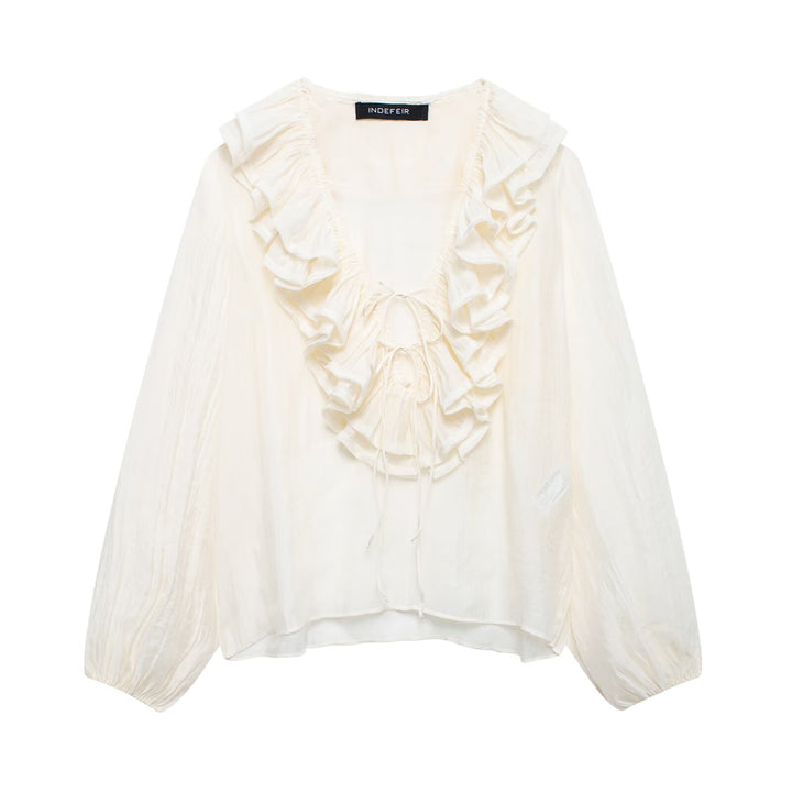 Femme Rynk Off-Shoulder Bluse med Snøre Detalje Stilla