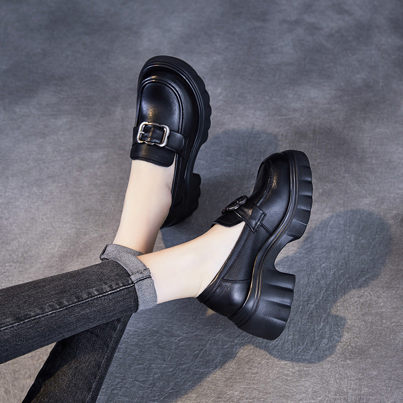 Dame Chunky Platform Slipper med dekorativt spænde detaljer Stilla